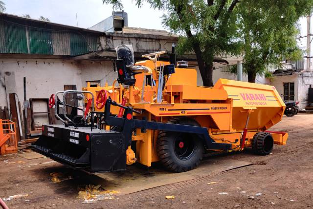 image of Asphalt Paver Machine